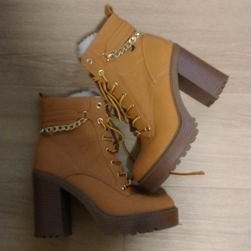 GBG- Charmed, Faux Fur, High Heeled Faux Suede Booties Size 8.5